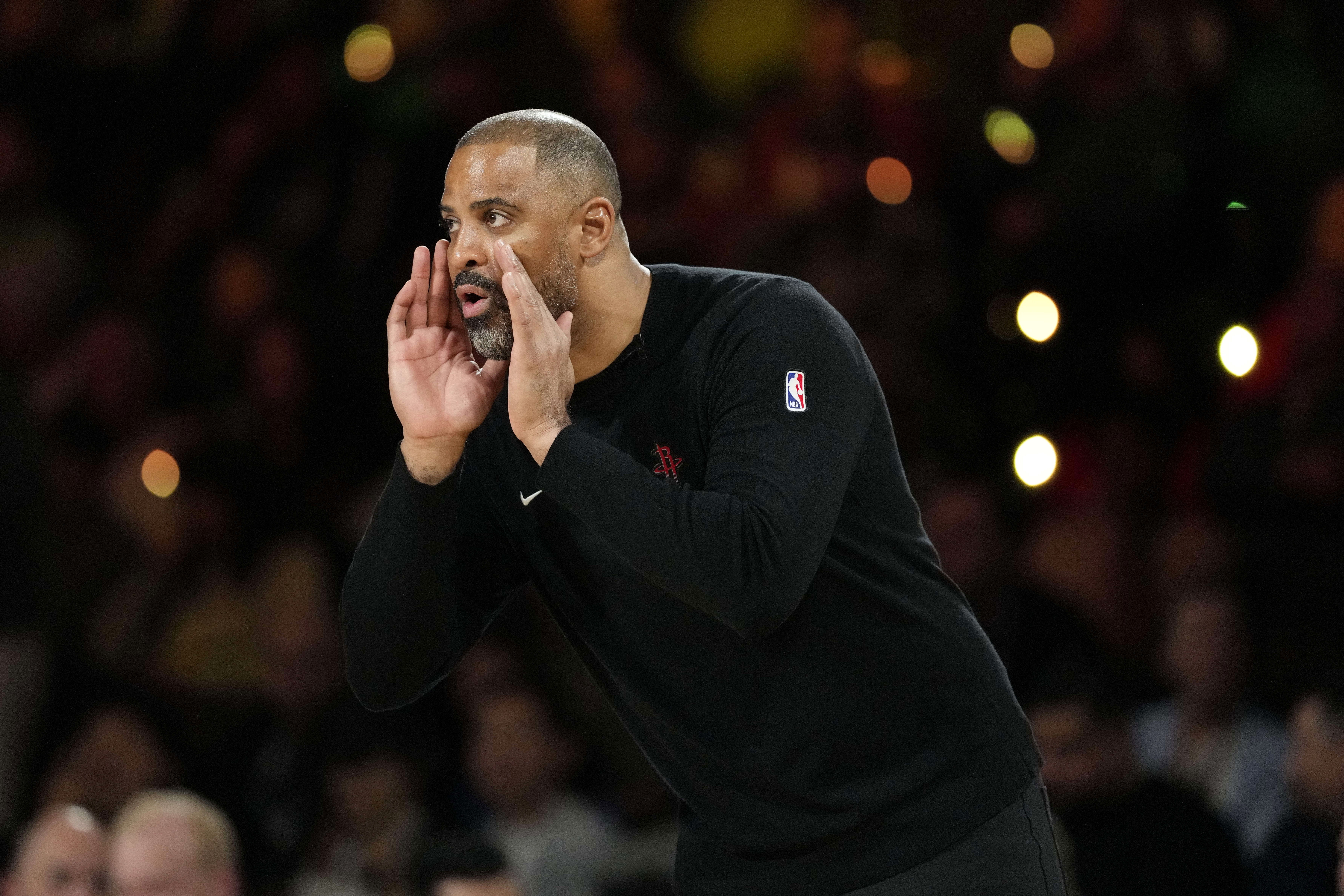 BetVictor伟德-乌度卡：我们很多时候就是站在原地 既不抢篮板也不及时回防